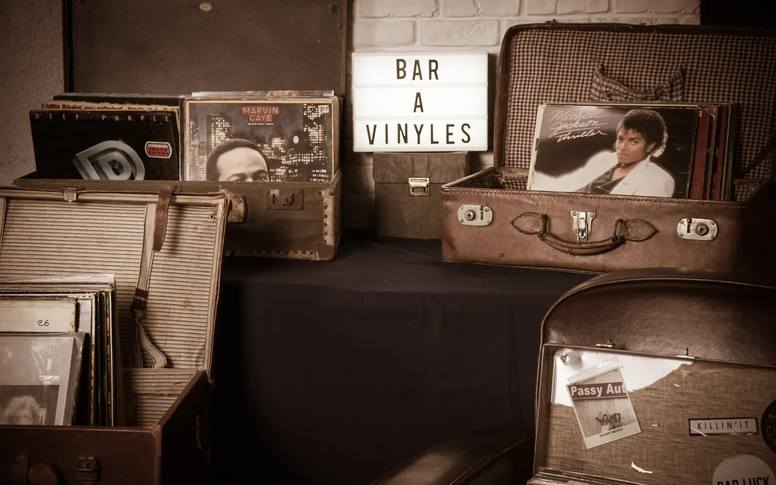Bar à vinyles, mariage